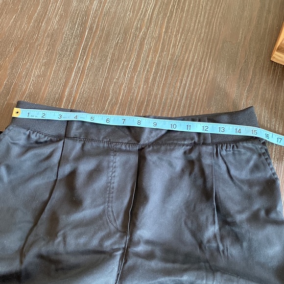 DKNY joggers size small in black 100% Lyocell. - Picture 9 of 11